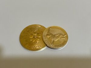 ブランド品＆金・プラチナ買取マート豊田ギャザ店で買取した貴金属、18金記念メダル