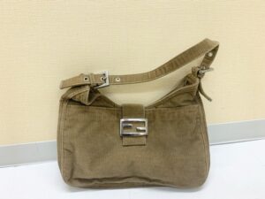 ブランド品＆金・プラチナ買取マート豊田青木店で買取したブランド品フェンディのバッグ