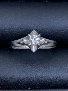 ブランド品＆金・プラチナ買取マート碧南店で買取したプラチナ製ダイヤモンドリング