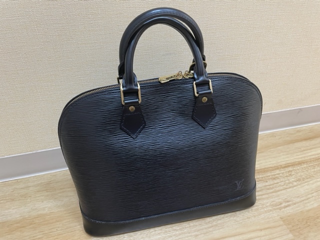 LOUIS VUITTON - ✨美品✨LOUIS VUITTON ルイヴィトン アルマ PM エピ