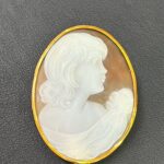 ブランド品＆金・プラチナ買取マート豊明店で買取した貴金属18金付きカメオブローチ