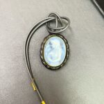 ブランド品＆金・プラチナ買取マート豊明店で買取した貴金属18金付きカメオブローチネックレス