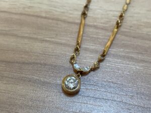 ブランド品＆金・プラチナ買取マート岡崎店で買取した貴金属：18金ダイヤモンドネックレスです。