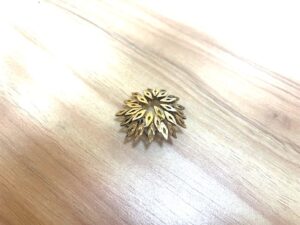 ブランド品＆金・プラチナ買取マート岡崎店で買取で買取した貴金属：18金ブローチです