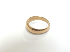 ブランド品＆金・プラチナ買取マート岡崎店で買取した貴金属：18金リングです