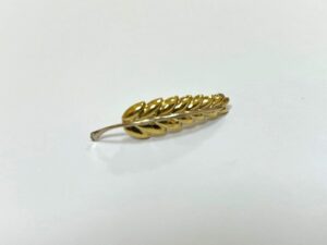 ブランド品＆金・プラチナ買取マート岡崎店で買取した貴金属：18金ブローチです