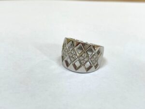 ブランド品＆金・プラチナ買取マート岡崎店で買取した貴金属：プラチナリング