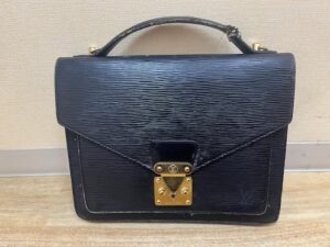 ブランド品&金・プラチナ買取マート岡崎店で買取したブランド品:ルイヴィトン エピ ハンドバッグです