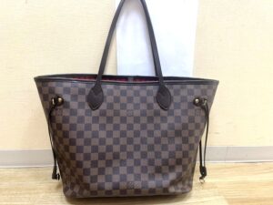 ブランド品＆金・プラチナ買取マート岡崎店で買取したブランド品：ルイヴィトンバッグです