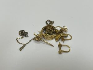 ブランド品&金・プラチナ買取マート岡崎店で買取した貴金属:18金アクセサリーです
